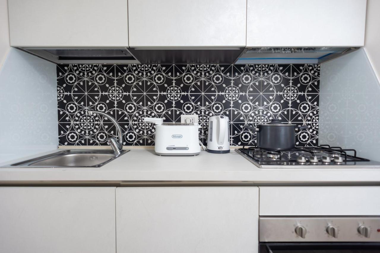 Lägenhet på 80 m² i Plebiscito, med 3 sovrum och 2 badrum  Neapel Exteriör bild