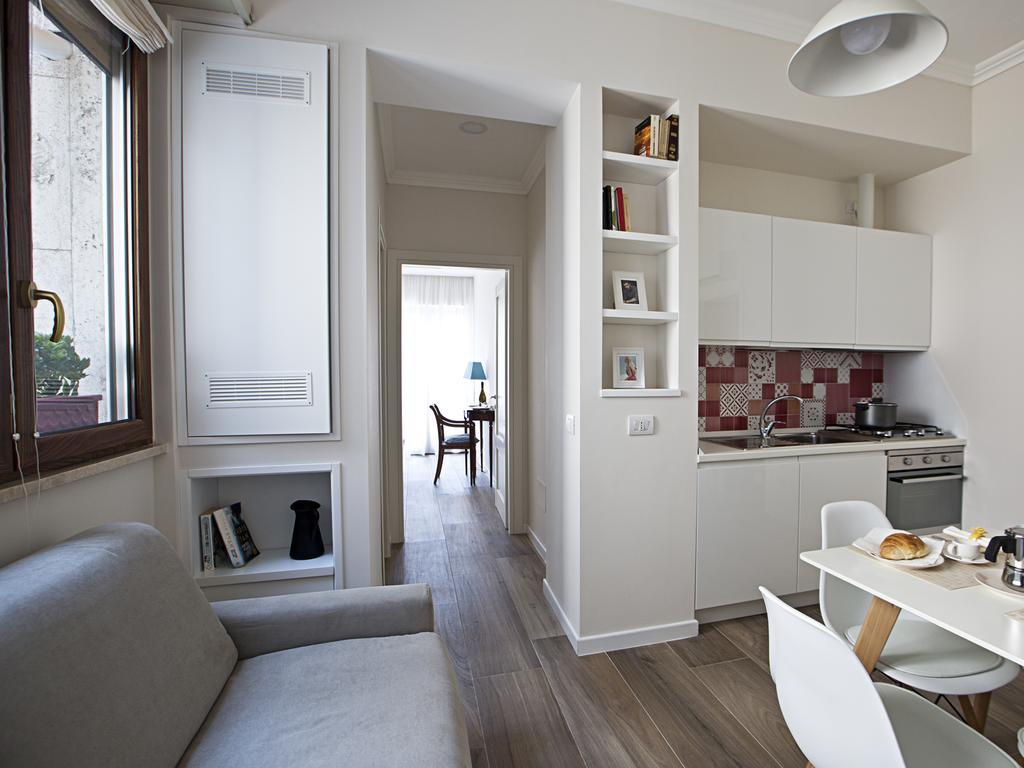 Lägenhet på 80 m² i Plebiscito, med 3 sovrum och 2 badrum  Neapel Exteriör bild